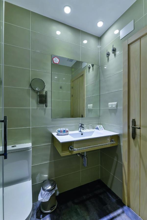 Hostal La Chata By Vivere Stays San Ildefonso Екстер'єр фото